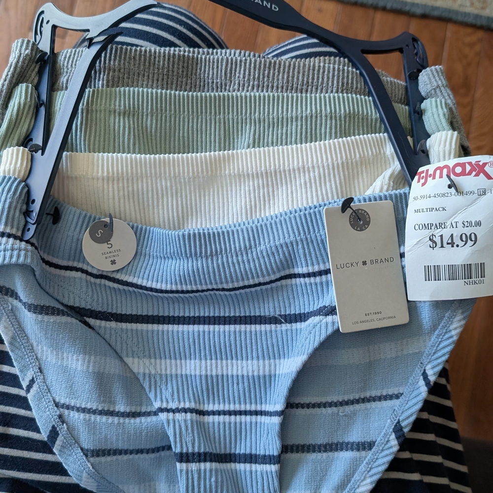 Lucky Brand Striped Ribbed Panties Set